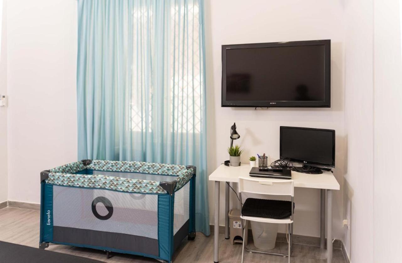 Casa Vacanze Alma B&B Grazioso Appartamento Sul Lungomare Di Pozzuoli A 300Mt Dal Centro E Dal Rione Terra By Movery ภายนอก รูปภาพ